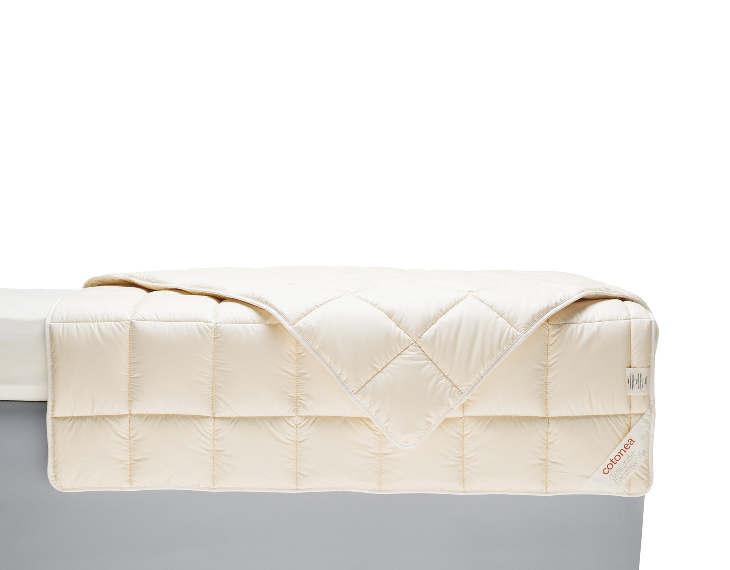Cotonea Bio Bettdecke Bianca Ganzjahresdecke Größe 200x200 cm
