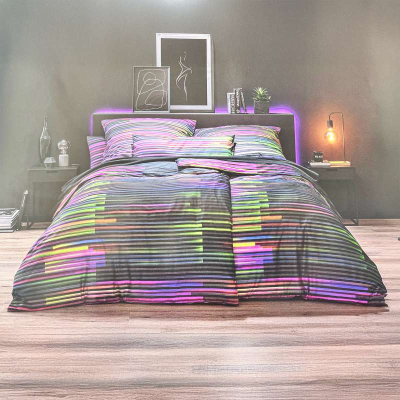 Estella Mako-Satin Bettwäsche Limited Edition Farbrausch, 155 x 220 + 80 x 80 cm, fuchsia